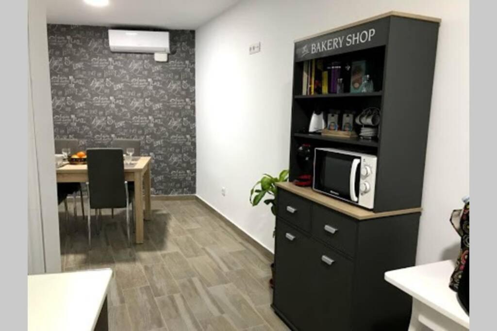 Espacioso Y Centrico Piso Con Zona Chill-Out Alicante Bagian luar foto
