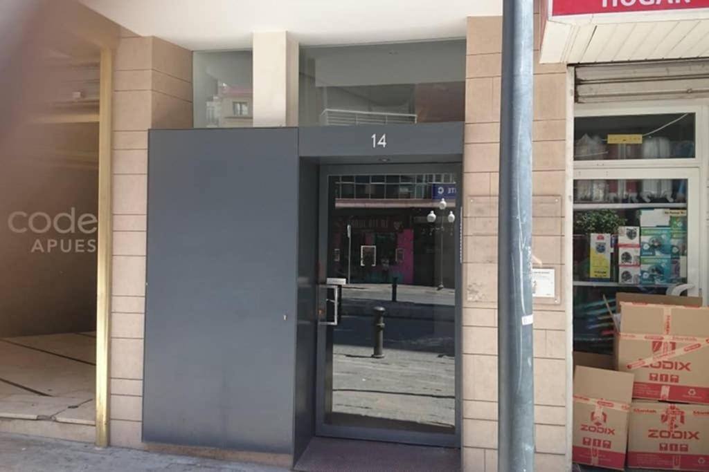 Espacioso Y Centrico Piso Con Zona Chill-Out Alicante Bagian luar foto