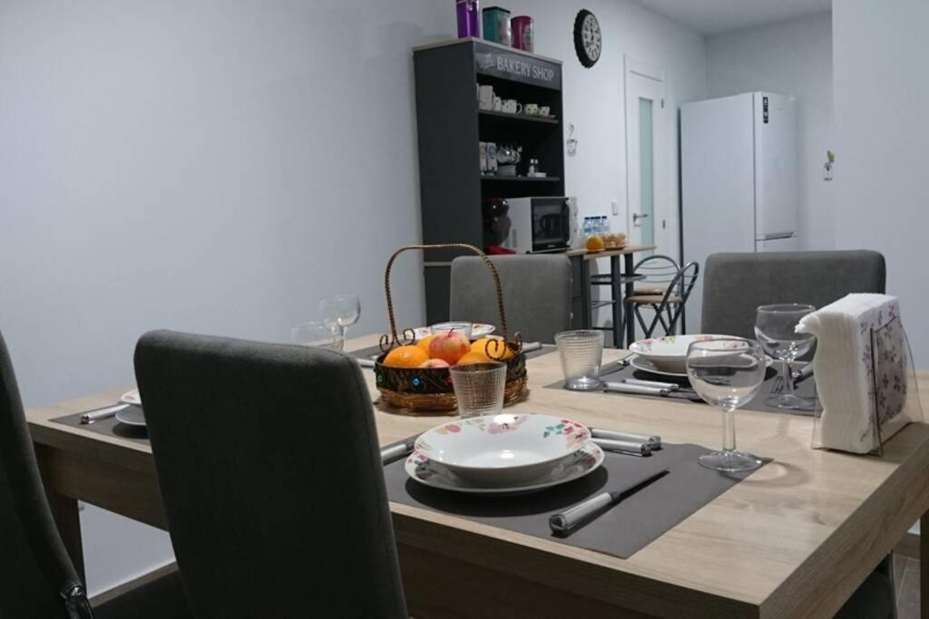 Espacioso Y Centrico Piso Con Zona Chill-Out Alicante Bagian luar foto