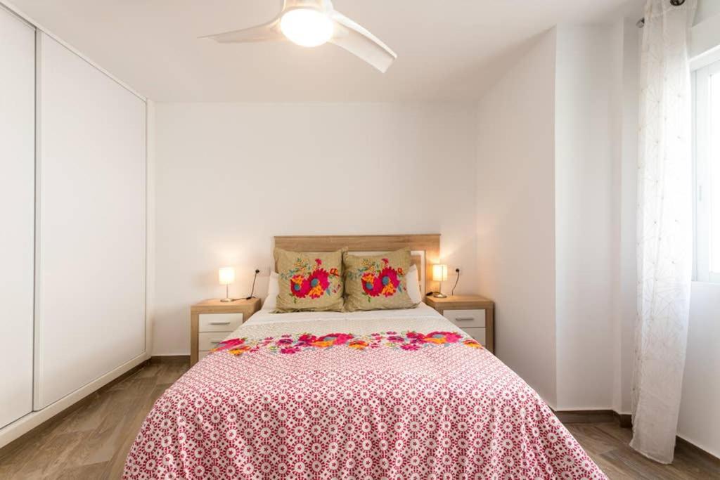 Espacioso Y Centrico Piso Con Zona Chill-Out Alicante Bagian luar foto