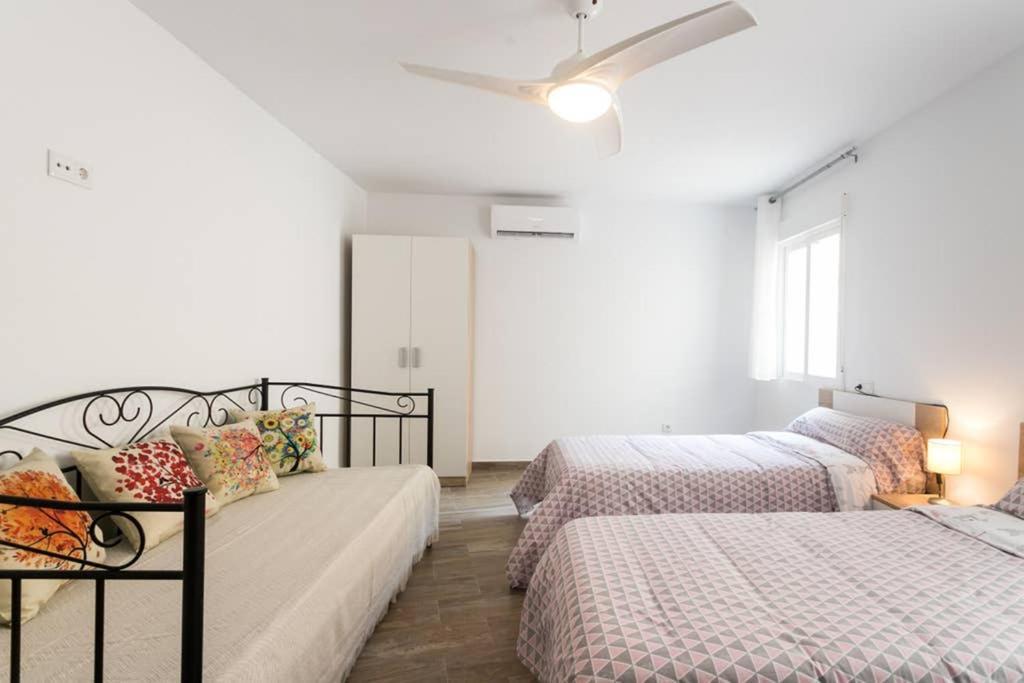 Espacioso Y Centrico Piso Con Zona Chill-Out Alicante Bagian luar foto