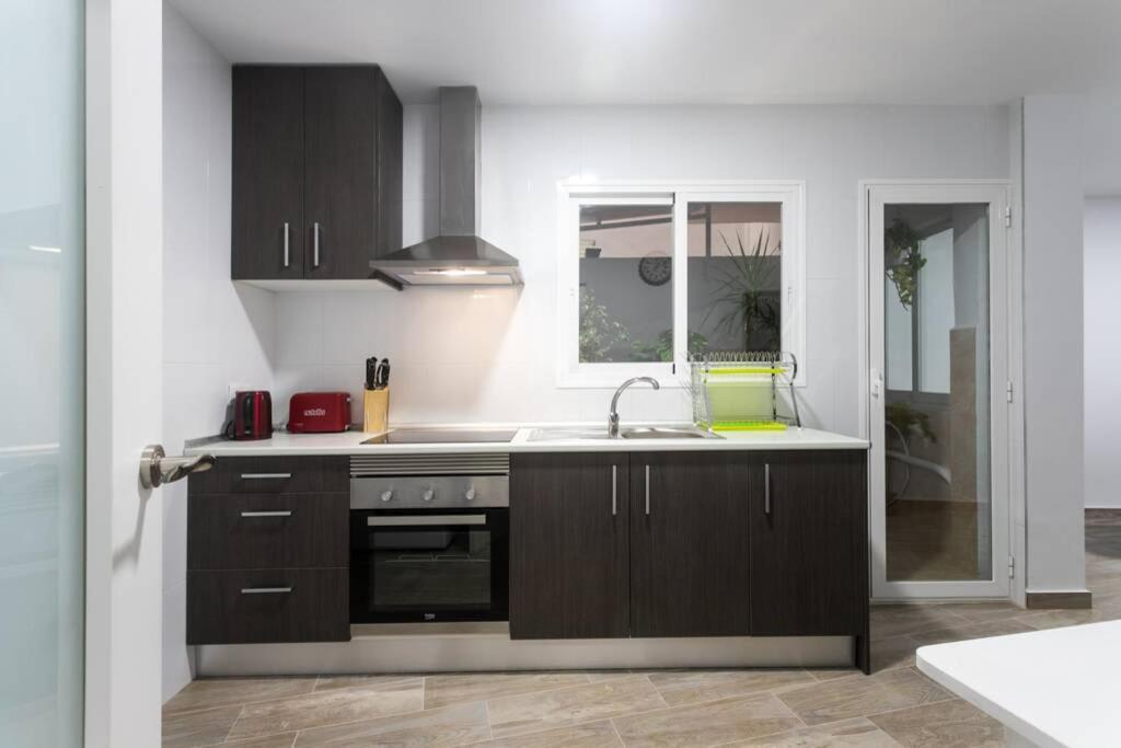 Espacioso Y Centrico Piso Con Zona Chill-Out Alicante Bagian luar foto