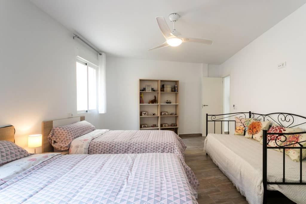 Espacioso Y Centrico Piso Con Zona Chill-Out Alicante Bagian luar foto